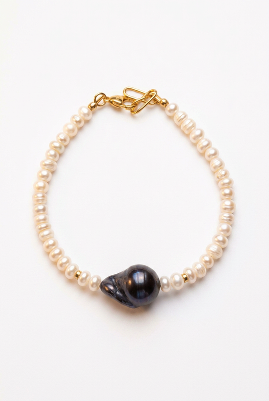 Moonlit Pearl